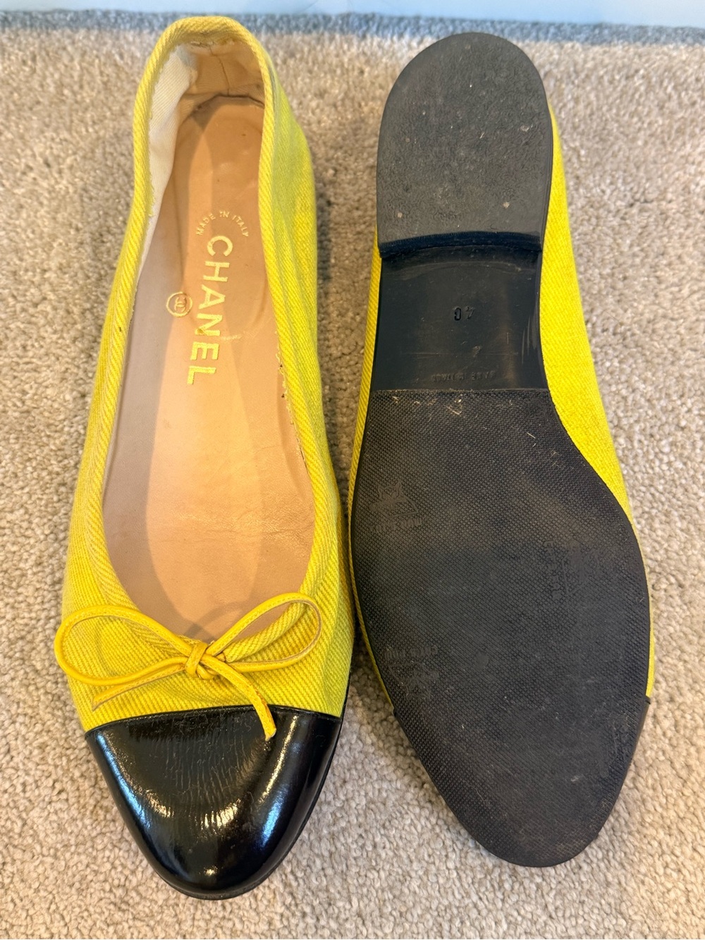 CHANEL Lime Green Canvas Ballet Flats with Black Patent Cap-Toe - Picture 3 of 4